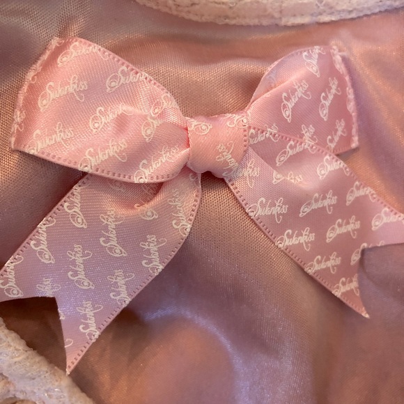 Swankiss Pink Lace Bow Detail Mini Dress - Picture 3 of 8